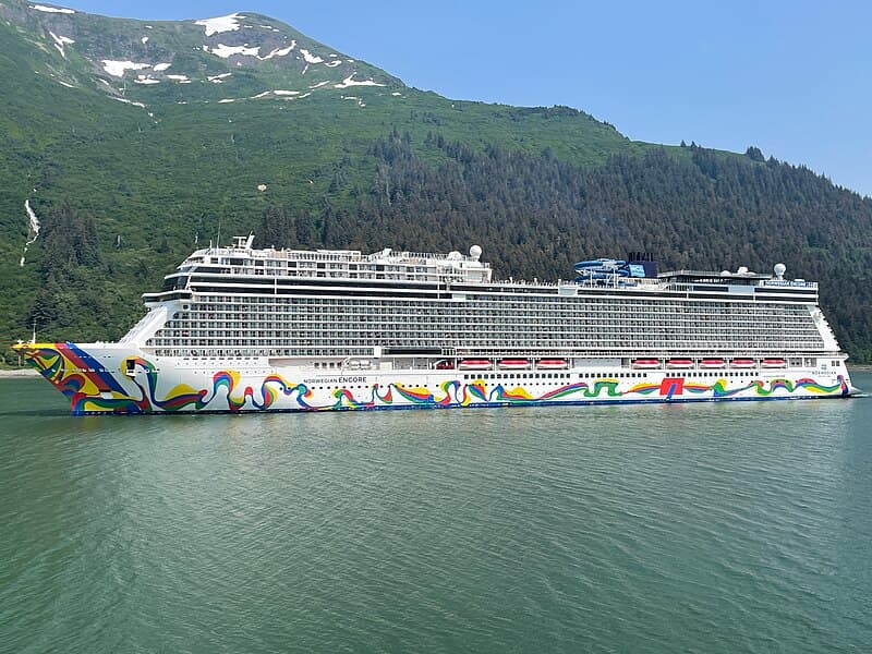 Norwegian Encore (挪威再世号)