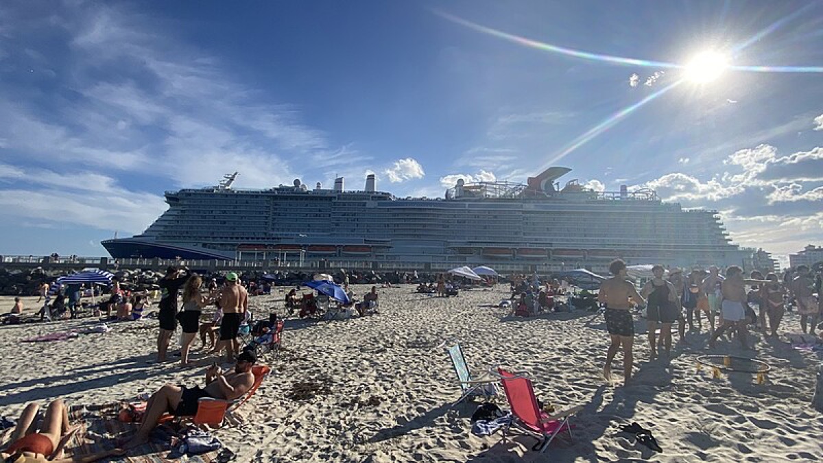 Carnival Paradise